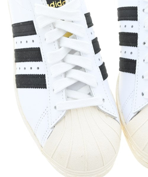 adidas รองเท้าผ้าใบ