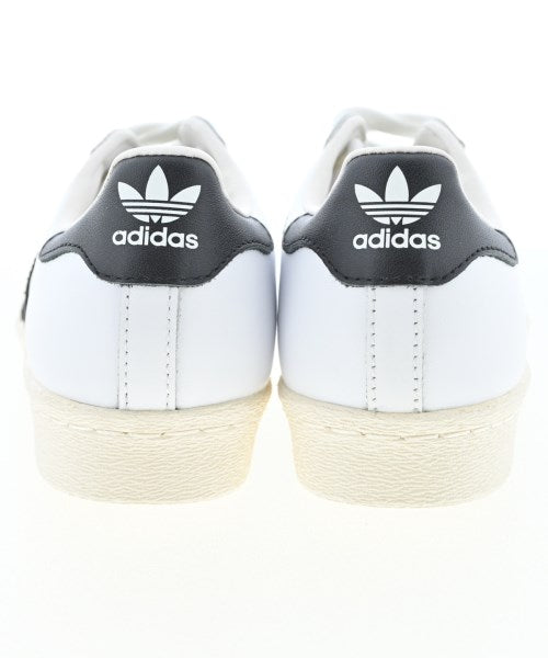 adidas รองเท้าผ้าใบ