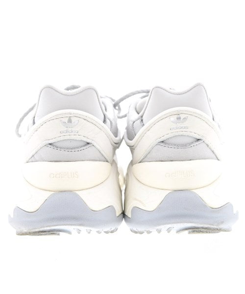 adidas รองเท้าผ้าใบ