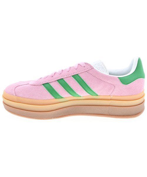 adidas รองเท้าผ้าใบ