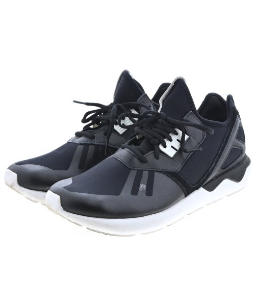 adidas รองเท้าผ้าใบ
