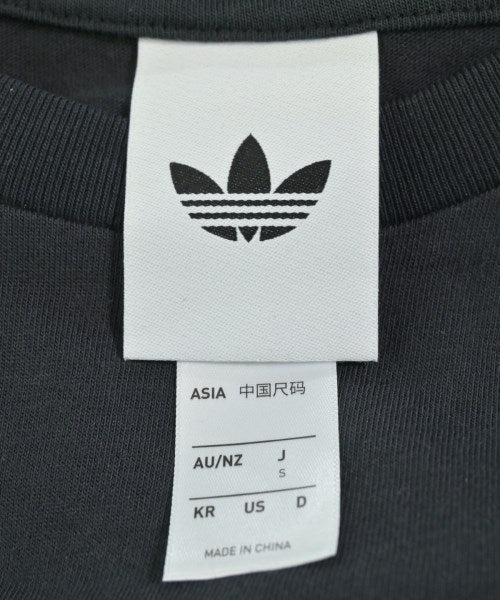 adidas เสื้อยืด/เสื้อท็อปส์