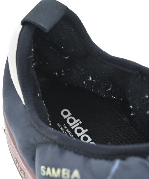 adidas รองเท้าผ้าใบ