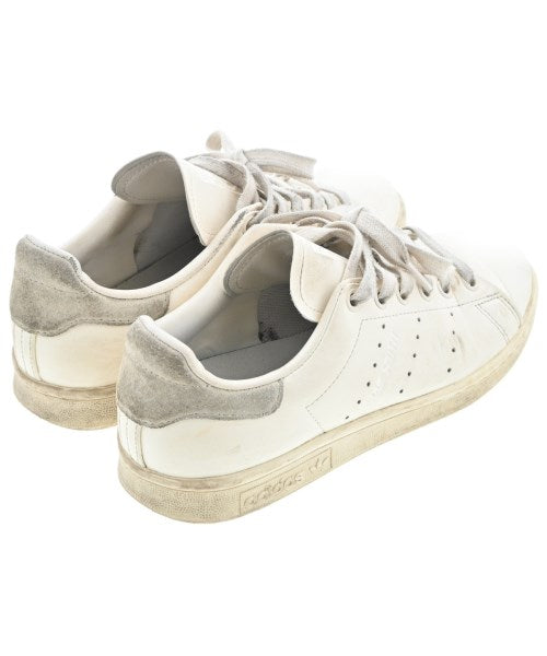 adidas รองเท้าผ้าใบ