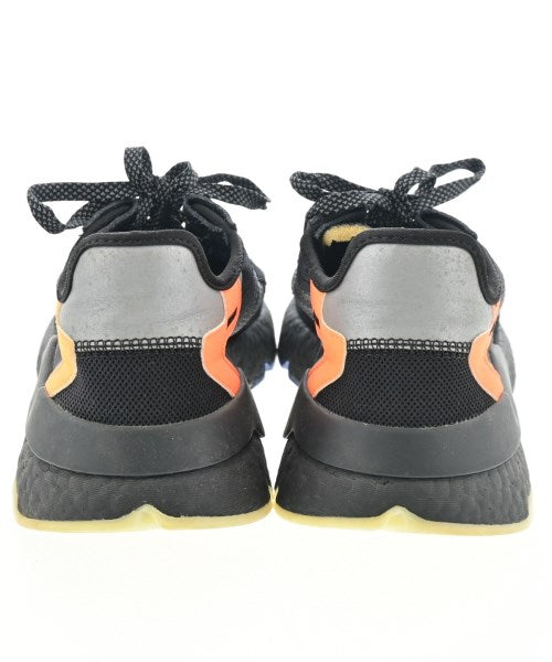 adidas รองเท้าผ้าใบ