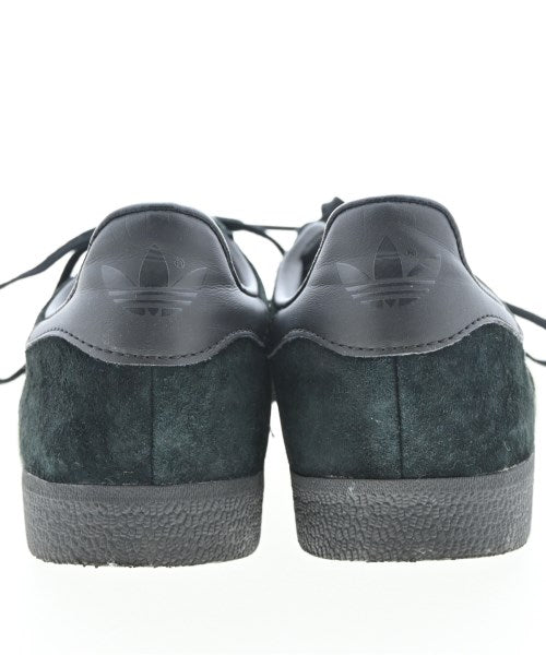 adidas รองเท้าผ้าใบ