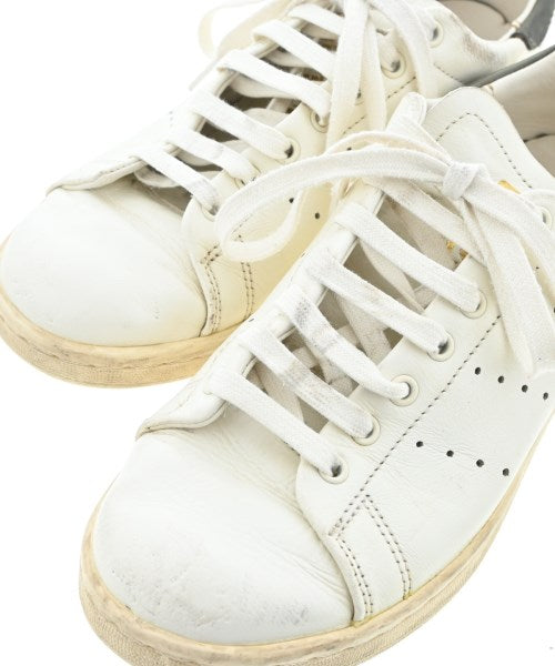 adidas รองเท้าผ้าใบ