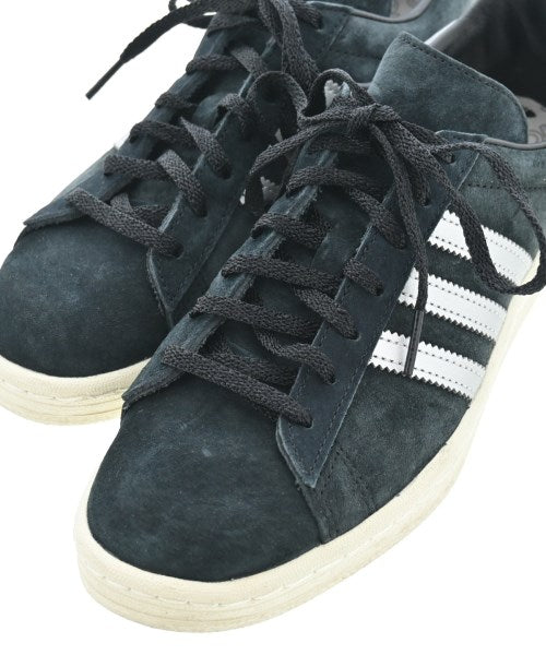 adidas รองเท้าผ้าใบ