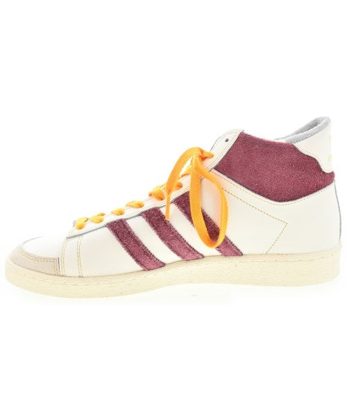 adidas รองเท้าผ้าใบ
