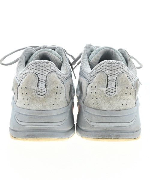 adidas รองเท้าผ้าใบ