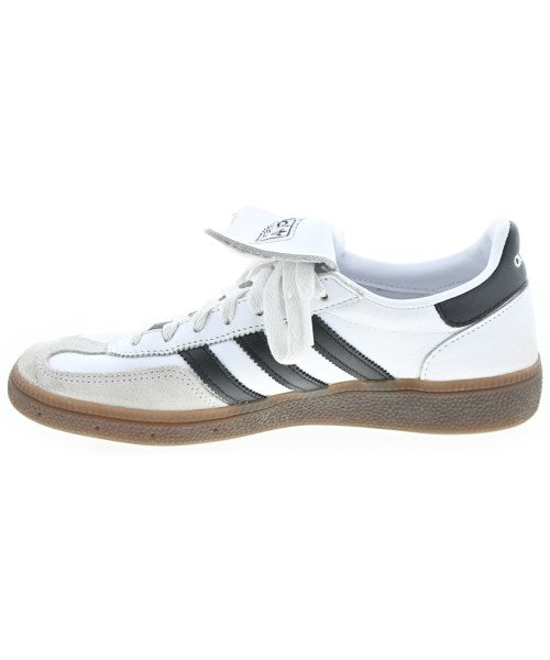 adidas รองเท้าผ้าใบ