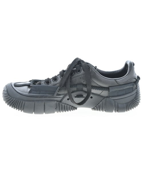 adidas รองเท้าผ้าใบ