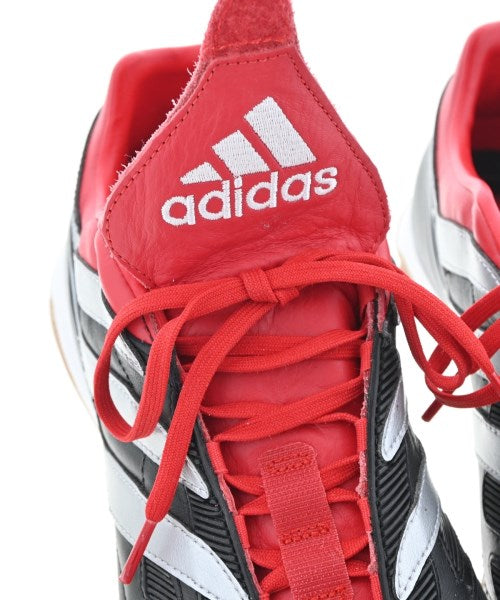 adidas รองเท้าผ้าใบ