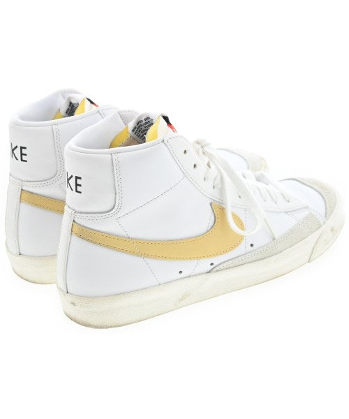 NIKE รองเท้าผ้าใบ