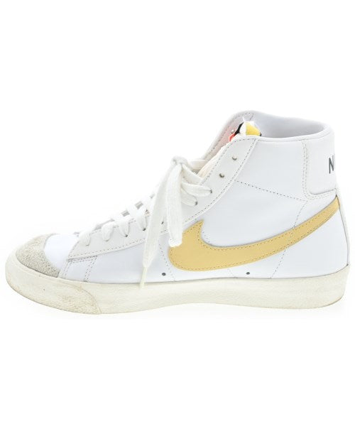 NIKE รองเท้าผ้าใบ