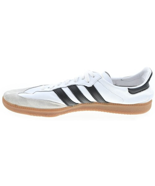 adidas รองเท้าผ้าใบ