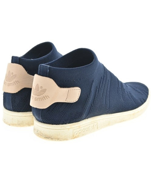 adidas รองเท้าผ้าใบ