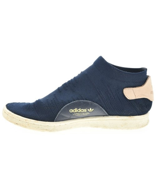 adidas รองเท้าผ้าใบ