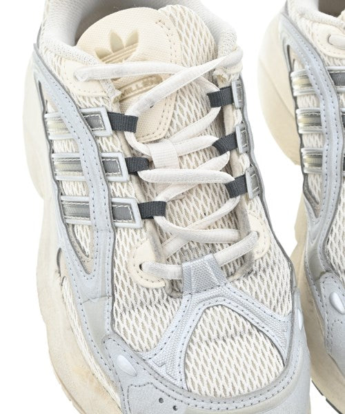 adidas รองเท้าผ้าใบ
