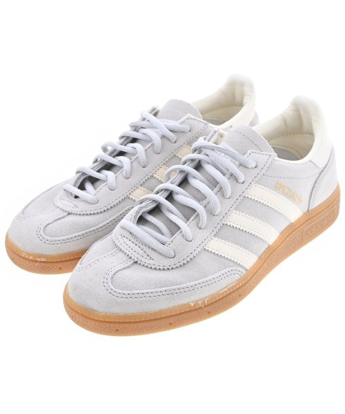 adidas รองเท้าผ้าใบ