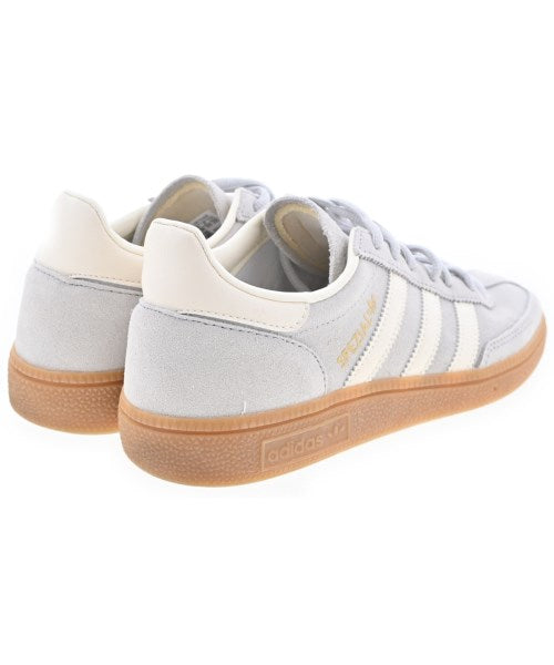 adidas รองเท้าผ้าใบ