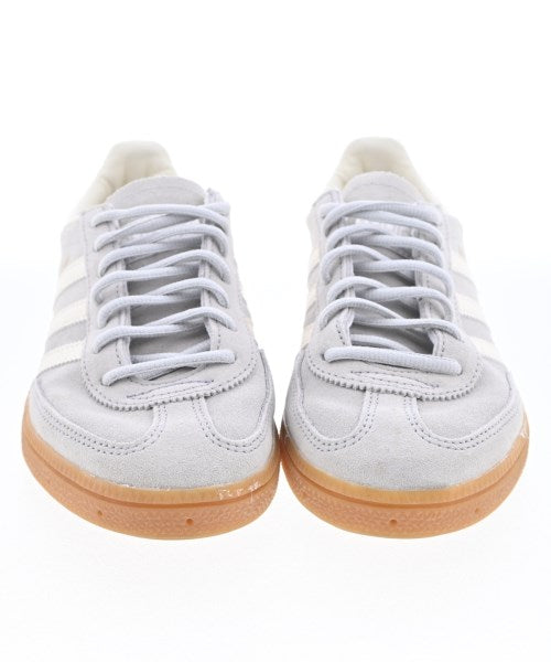 adidas รองเท้าผ้าใบ