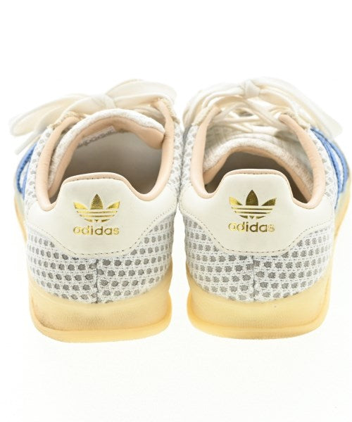 adidas รองเท้าผ้าใบ