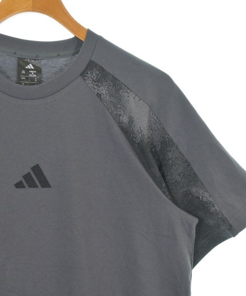 adidas เสื้อยืด/เสื้อท็อปส์