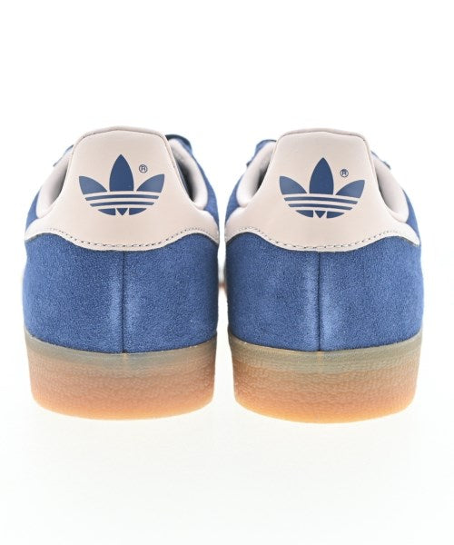 adidas รองเท้าผ้าใบ