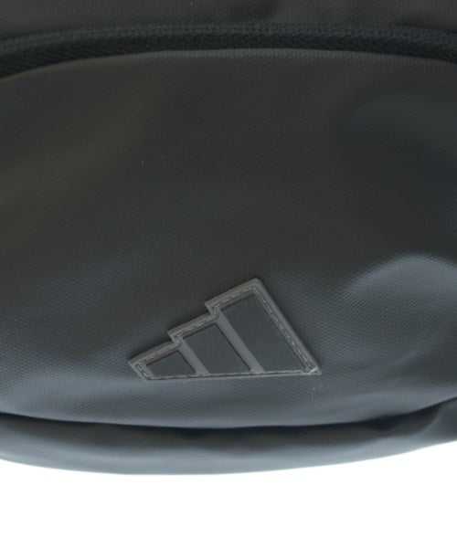 adidas กระเป๋าสะพาย