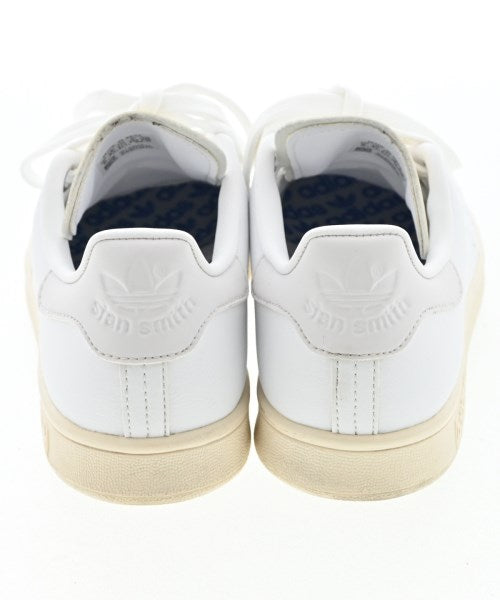 adidas รองเท้าผ้าใบ