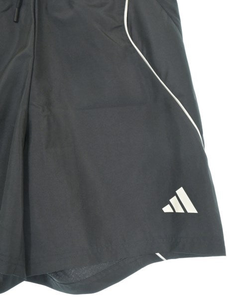 adidas กางเกงขาสั้น