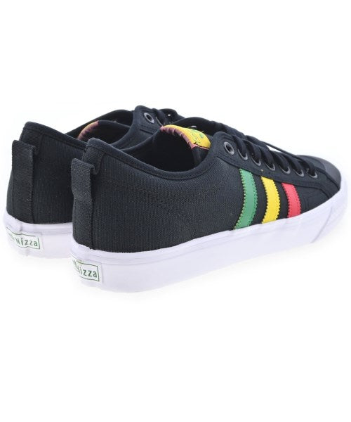 adidas รองเท้าผ้าใบ