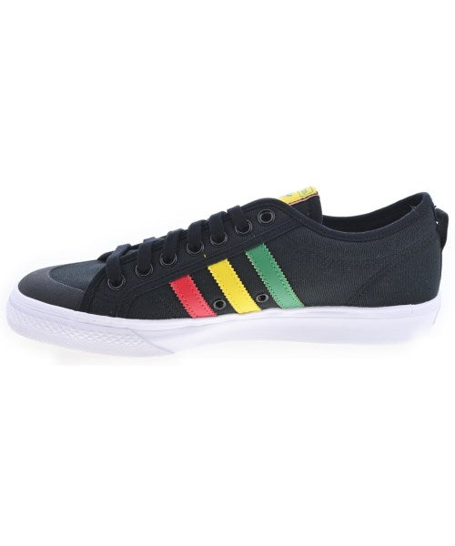 adidas รองเท้าผ้าใบ