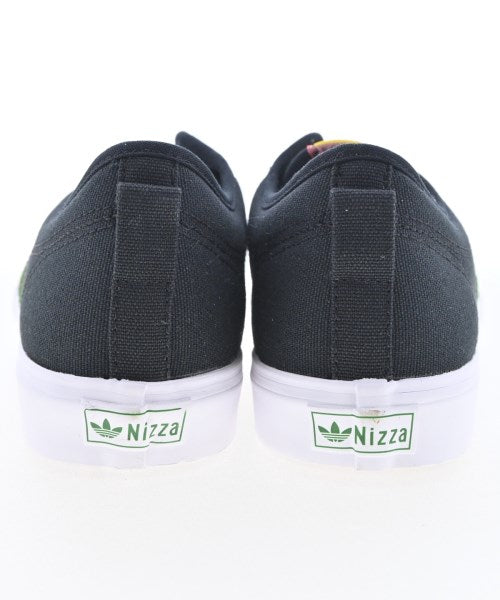 adidas รองเท้าผ้าใบ
