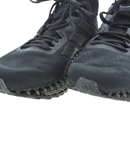 adidas รองเท้าผ้าใบ