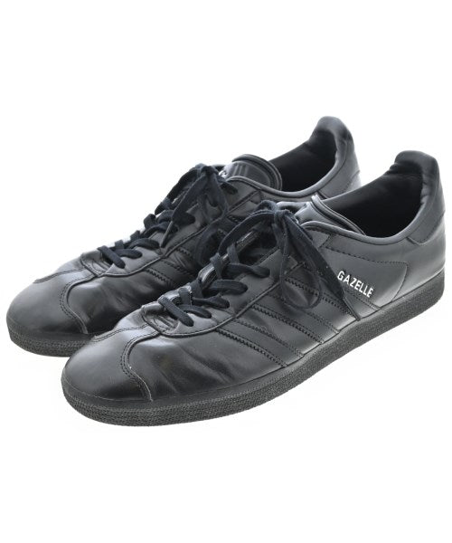adidas รองเท้าผ้าใบ