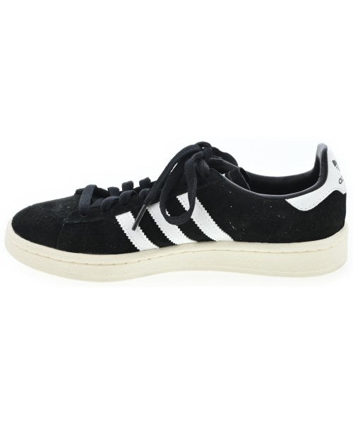 adidas รองเท้าผ้าใบ