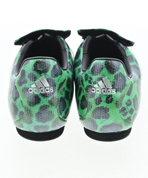 adidas รองเท้าผ้าใบ