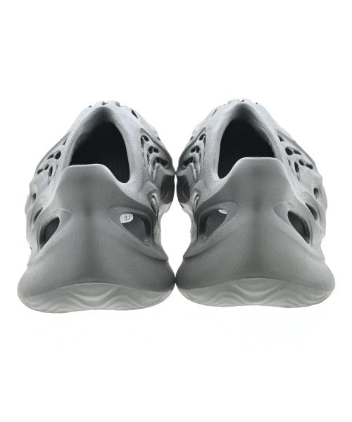 adidas รองเท้า อื่น