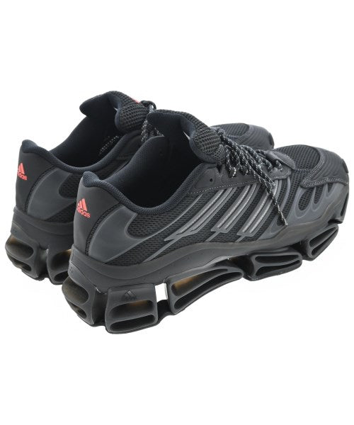 adidas รองเท้าผ้าใบ