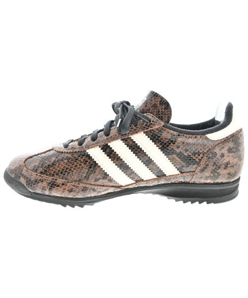 adidas รองเท้าผ้าใบ