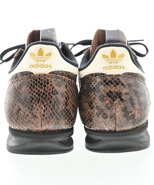 adidas รองเท้าผ้าใบ