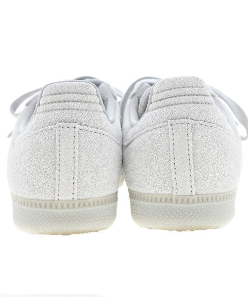 adidas รองเท้าผ้าใบ