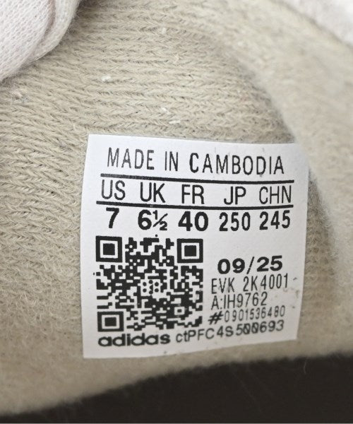 adidas รองเท้าผ้าใบ