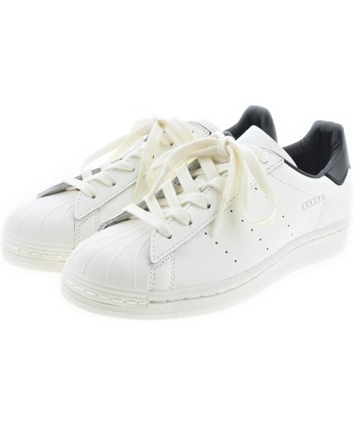 adidas รองเท้าผ้าใบ