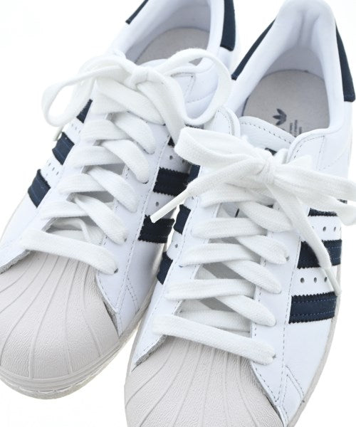 adidas รองเท้าผ้าใบ