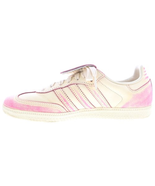 adidas รองเท้าผ้าใบ