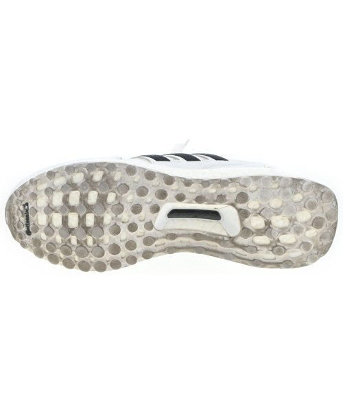 adidas รองเท้าผ้าใบ