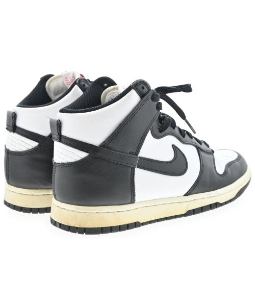 NIKE รองเท้าผ้าใบ